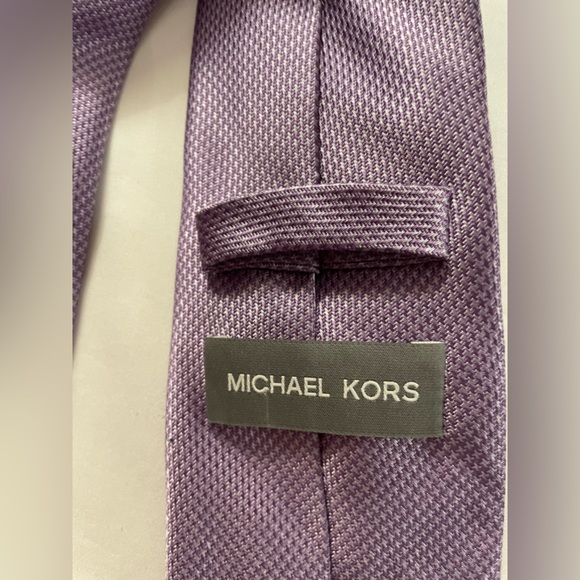 Michael Kors silk tie - Picture 3 of 5